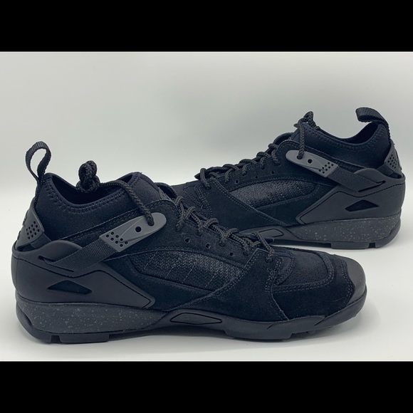 Nike Air Revaderchi Triple Brand New Sneakers - Picture 2 of 8